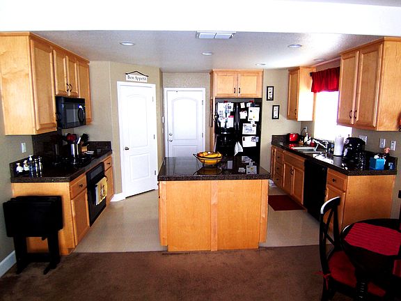 2nd image of 2837 Rogue River Cir