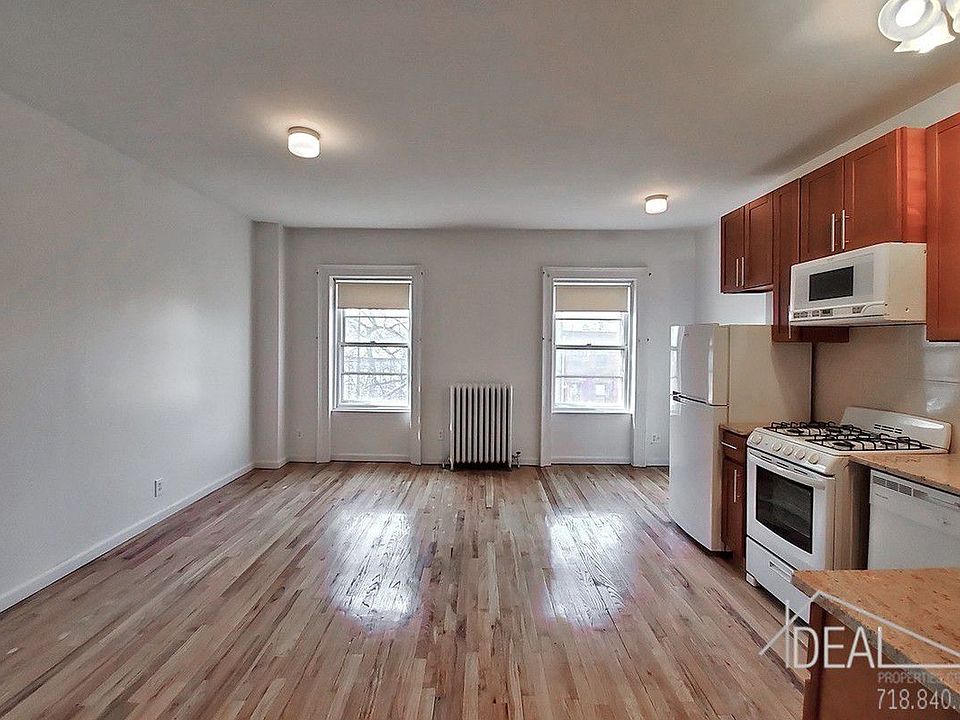 1st image of 212 17th St #2