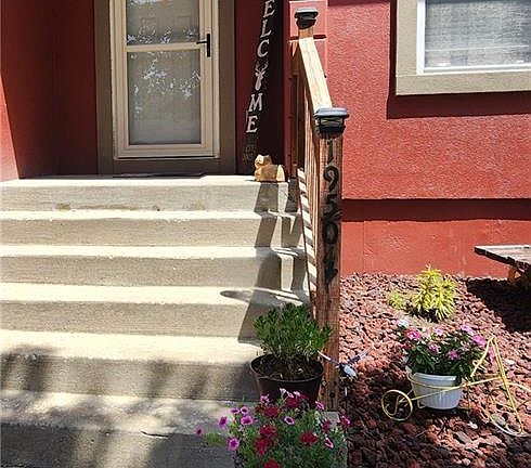 4th image of 19504 Woodsbury Rd