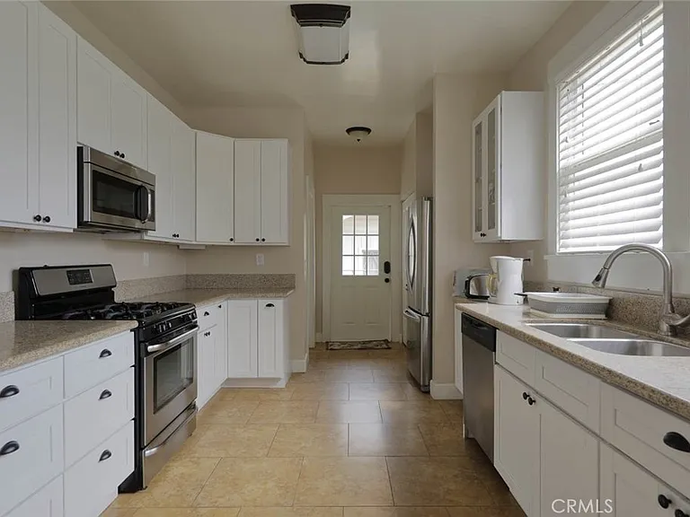 3354 Orange St — Photo 10