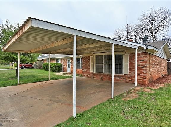 4th image of 1474 Rosewood Dr