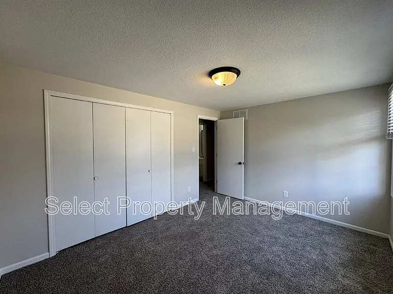 6302 Papago Ct — Photo 17