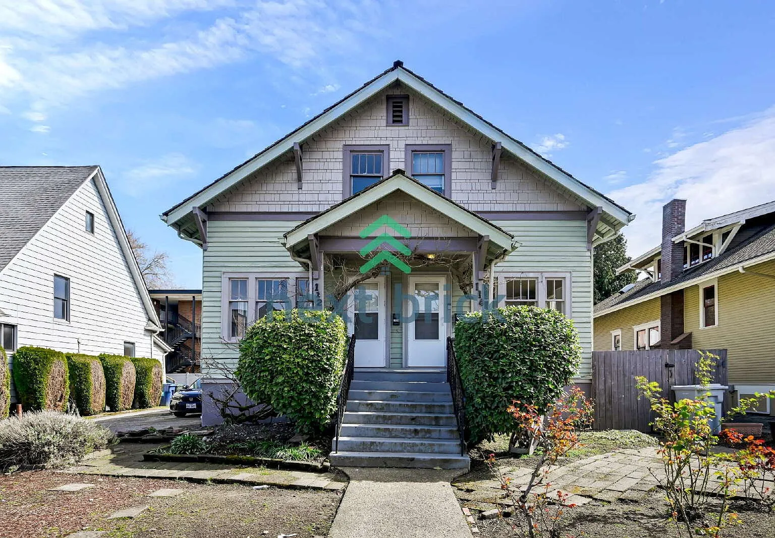 Charming 3-Bed Duplex in Renton - Spacious 1280 Sq Ft Haven! — Photo 1