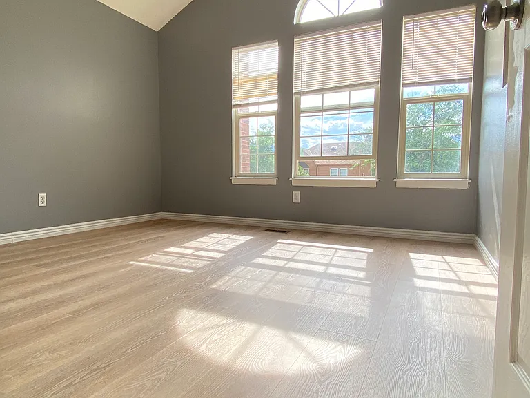 457 Rolling Hills Dr — Photo 6