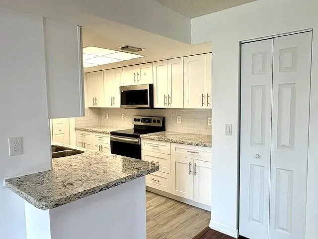 100 Crestwood Ct N #108 — Photo 6