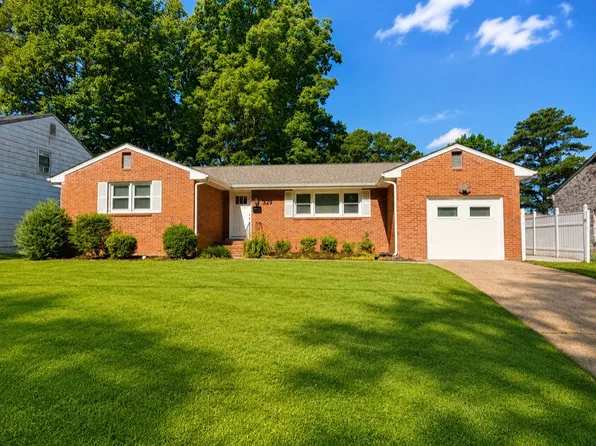 329 Ronald Dr, Newport News, VA 23602