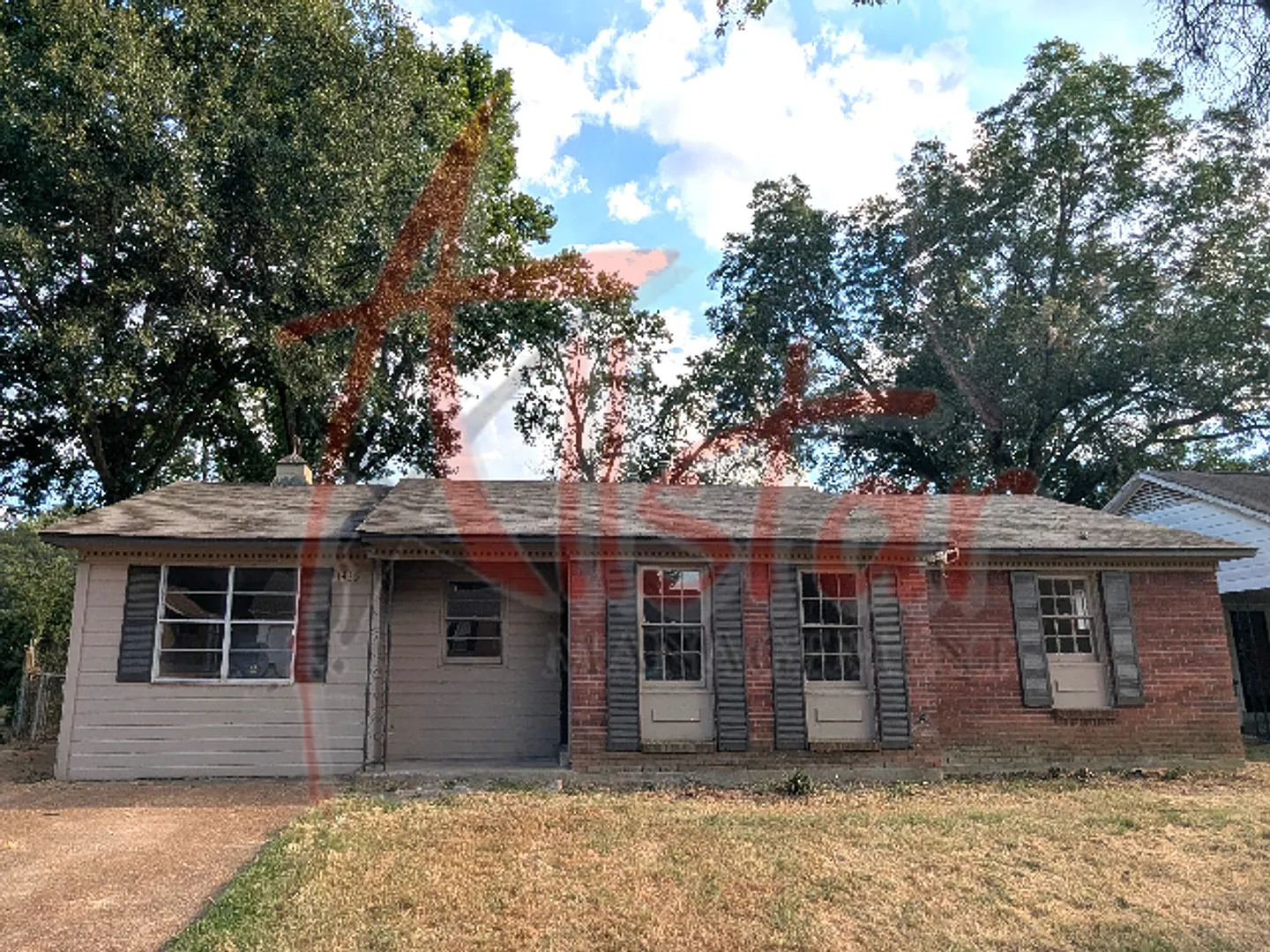 1435 Vicksburg Dr Southaven, MS — Photo 1