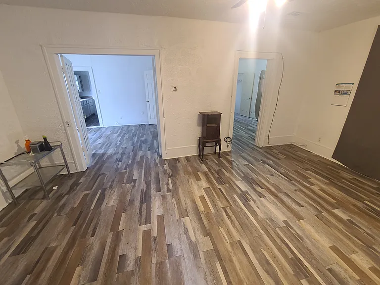 917 W Clarendon Dr — Photo 8
