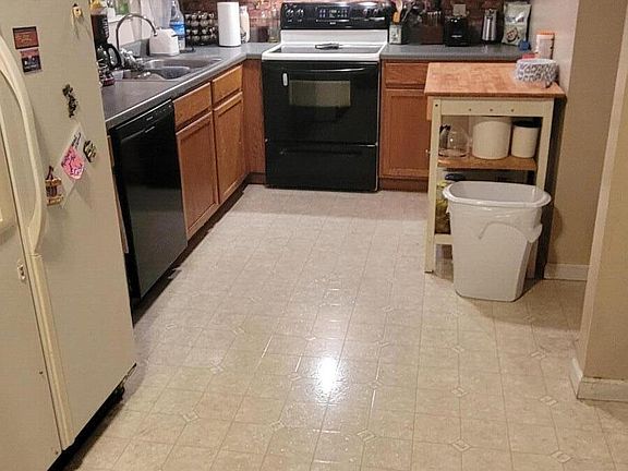 4th image of 1027 Historic Hills Dr