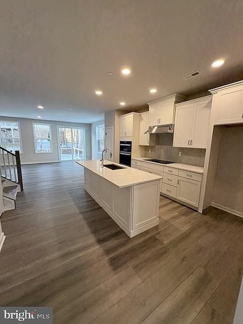 1st image of 36 Grayson Ln