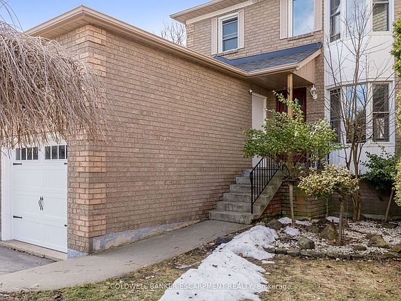 3rd image of 222 Churchill Rd N