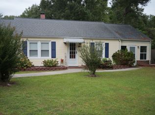 8153 Guinea Rd, Hayes, VA 23072