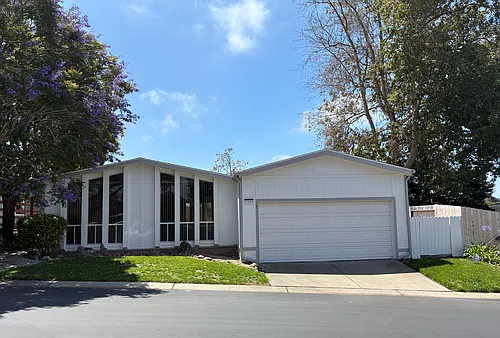 Floor plan 2 Bed 2 Bath