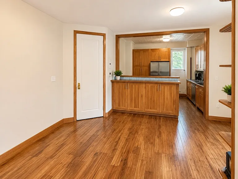 1183 Jefferson Ave #2 — Photo 3