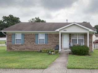 8901 Greenmoore Dr, Louisville, KY