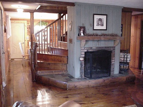Living Room Fireplace/Stairs