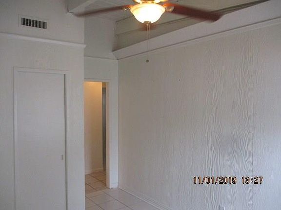 5th image of 1837 Standish Dr