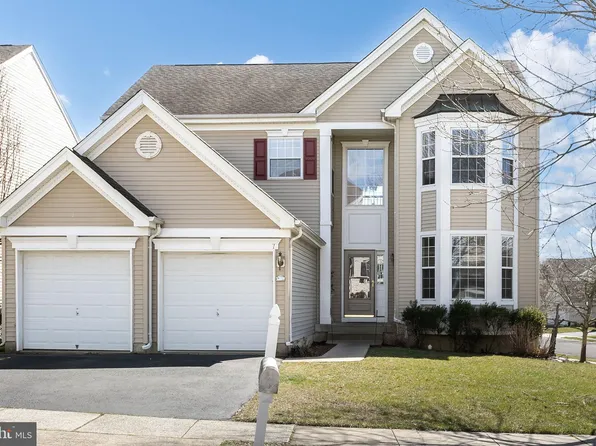 7 Tantum Ct, Bordentown, NJ 08505