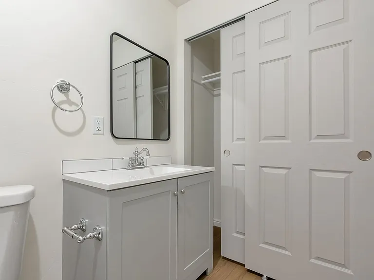277 N St — Photo 11
