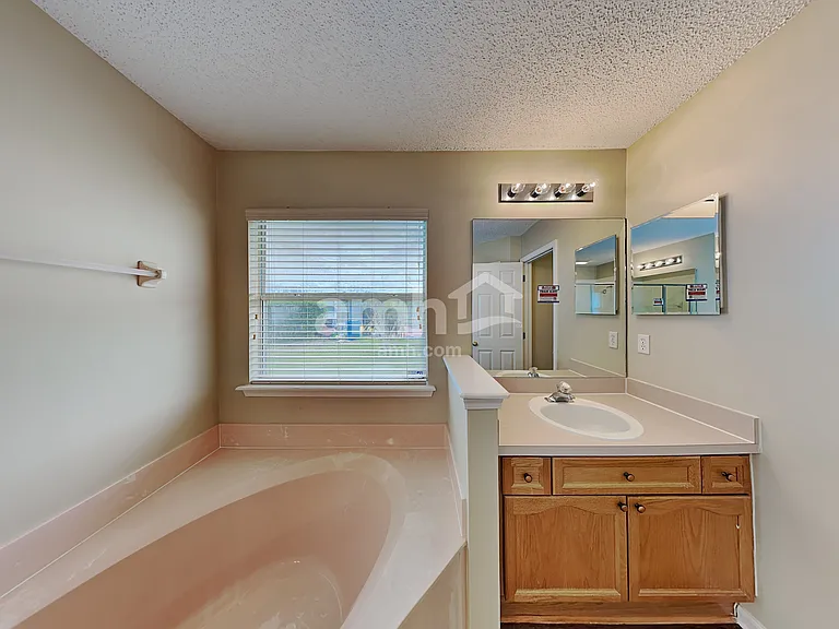 3353 Chapel Ct — Photo 13