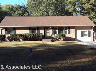 25008 Pinecroft Rd, North Dinwiddie, VA 23803