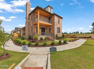 42 Barton Hill Blvd, Jackson, TN 38305