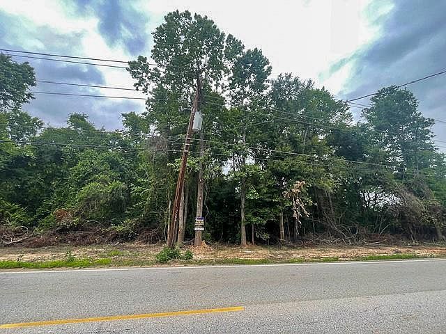 1st image of 1 Sleepy Hollow Rd