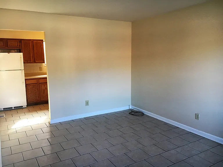 712-714 Riverview Dr — Photo 11