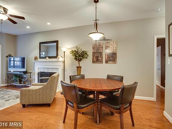 5th image of 4401 Sedgehurst Dr APT 105