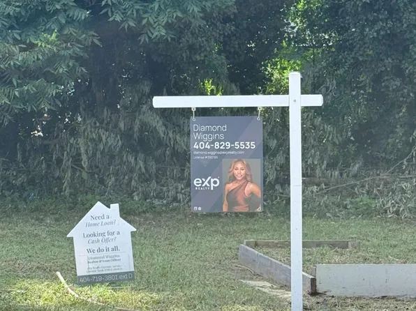 977 Smith St SW, Atlanta, GA 30310