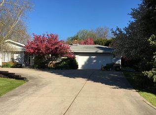 W248N9449 Norwauk Rd, Colgate, WI 53017