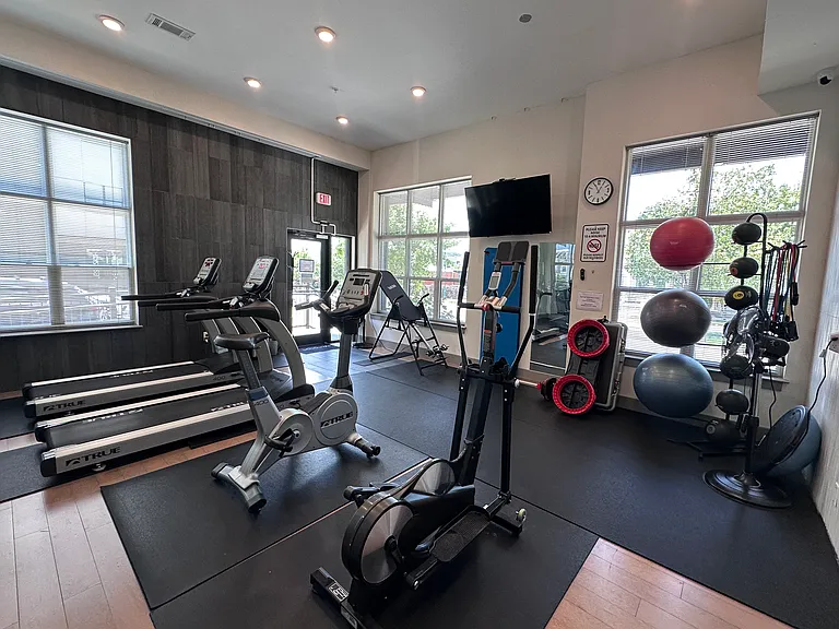 782 Riverfront Pkwy #101 — Photo 20