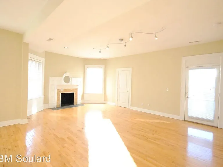 1520 S Grand Blvd — Photo 10