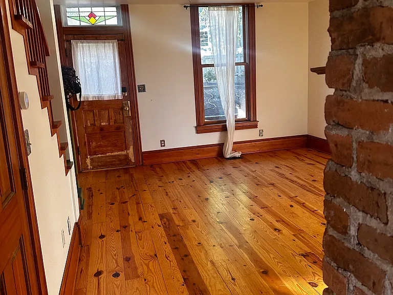 309 N Almond St — Photo 32