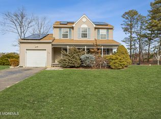 10 Christian Way, Jackson, NJ 08527