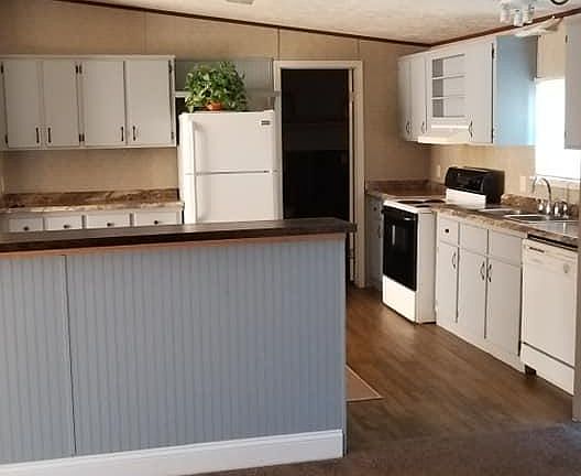 5th image of 2408 Pinewood Dr #2408