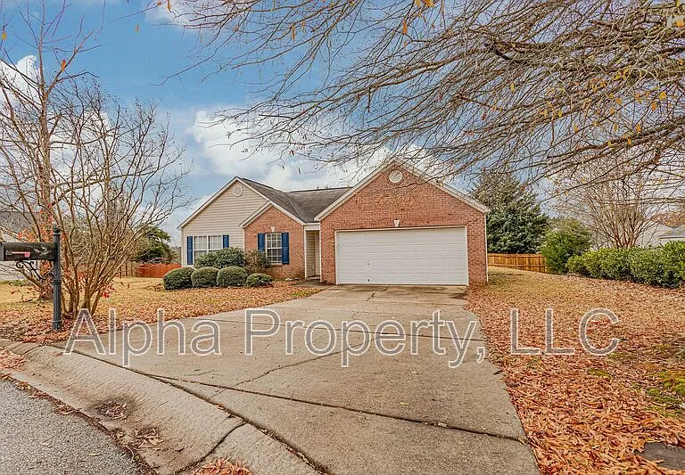 4 Buzzell Ct — Photo 2