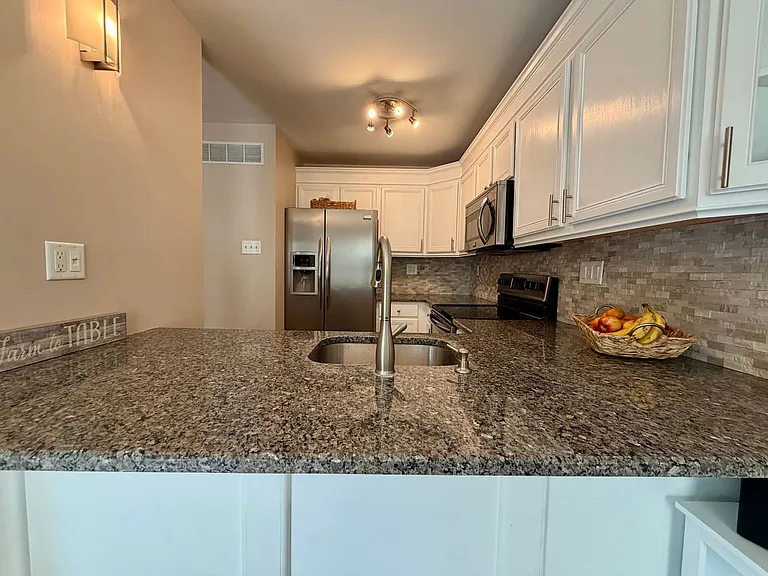 176 Strawberry Ln — Photo 14