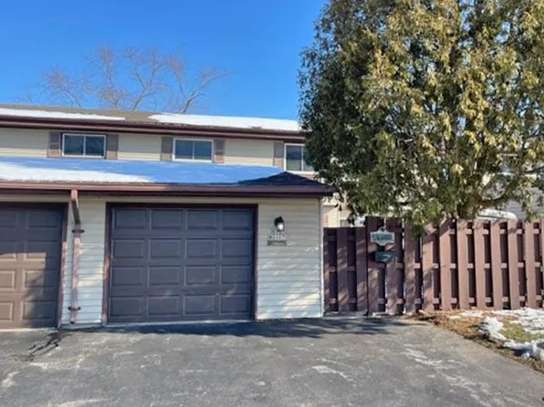 N115W16670 Royal CT, Germantown, WI 53022