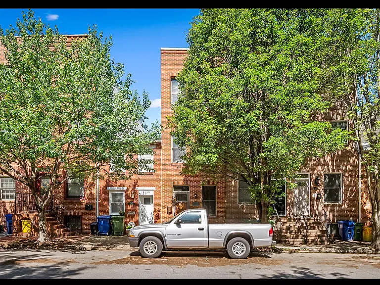 1346 Towson St — Photo 3
