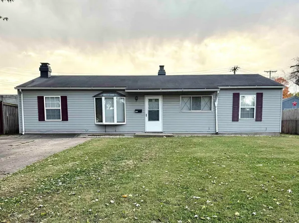 1009 Avalon Ln, Chesterfield, IN 46017
