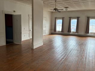 151 N Main St #5, Bradford, VT 05033