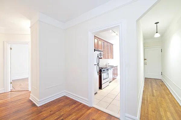 Rented by Douglas Elliman | media 6