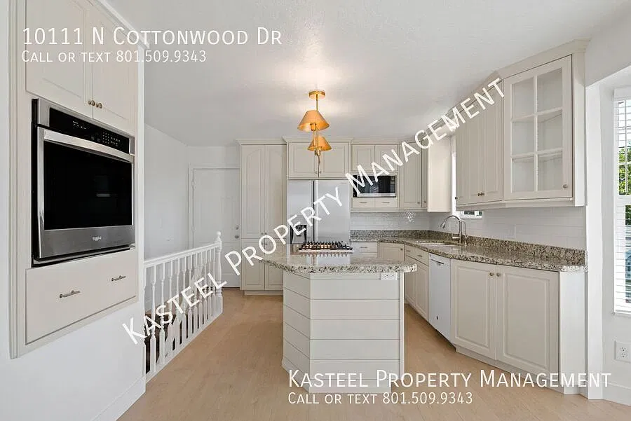Beautiful Home, Great Location, Big Yard — Photo 4