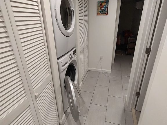 5th image of 227 Longfellow St NW #B