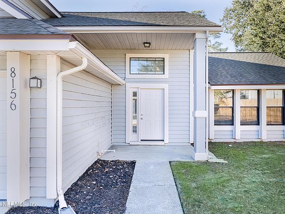 4th image of 8156 CREEDMOOR Drive