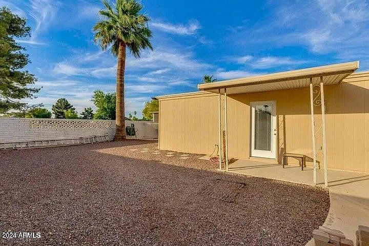400 S Paladin Cir — Photo 2