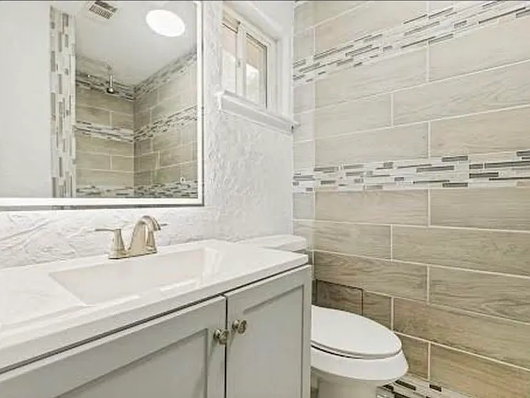 9514 Dornoch Dr — Photo 12