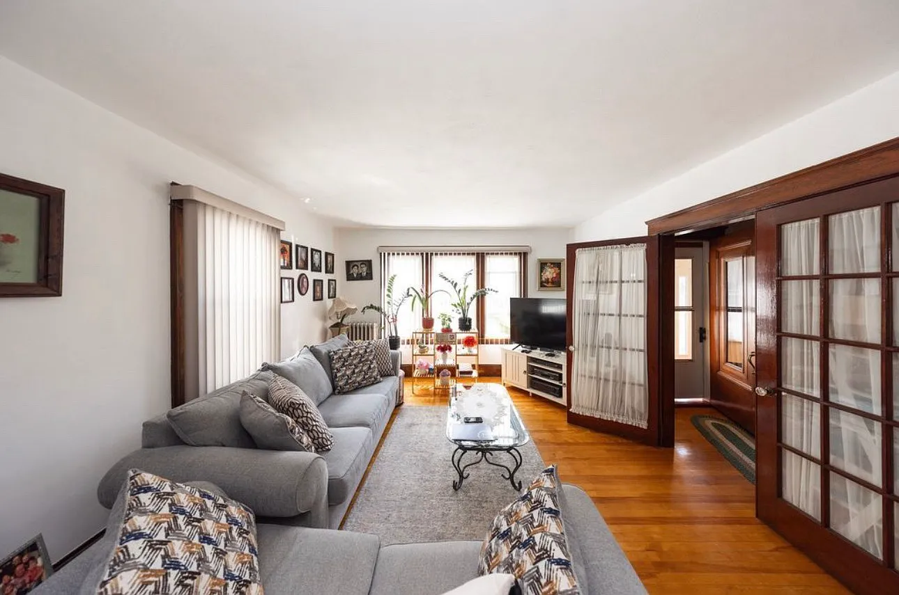 87 Fairfax Rd — Photo 4