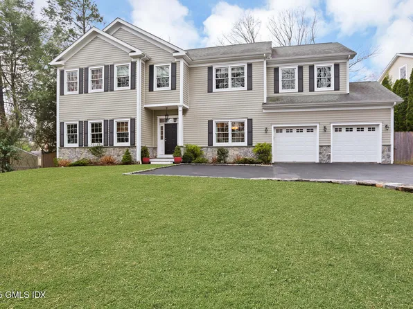 24 Nimitz Pl, Old Greenwich, CT 06870